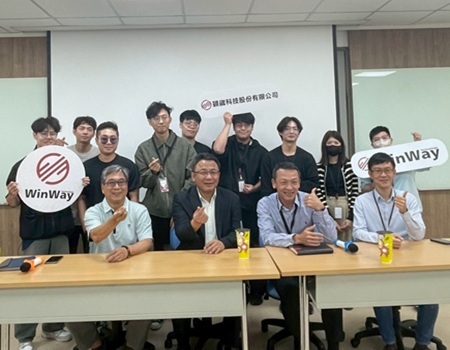 半導體學院113學年度第2學期企業實習訪視座談會圖片(另開新視窗)