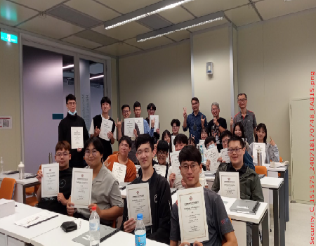 113學年度「創新半導體製造研究所」學生至台積電新訓中心短期企業體驗課程圖片(另開新視窗)